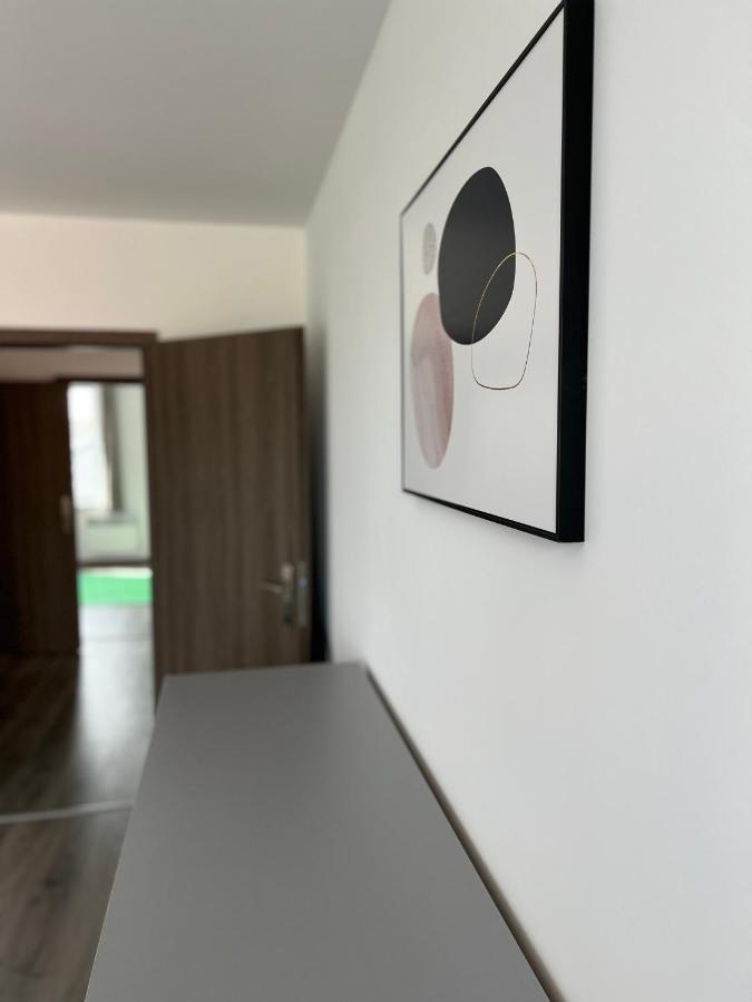 Apartmany Catalina Nesvady Exteriör bild