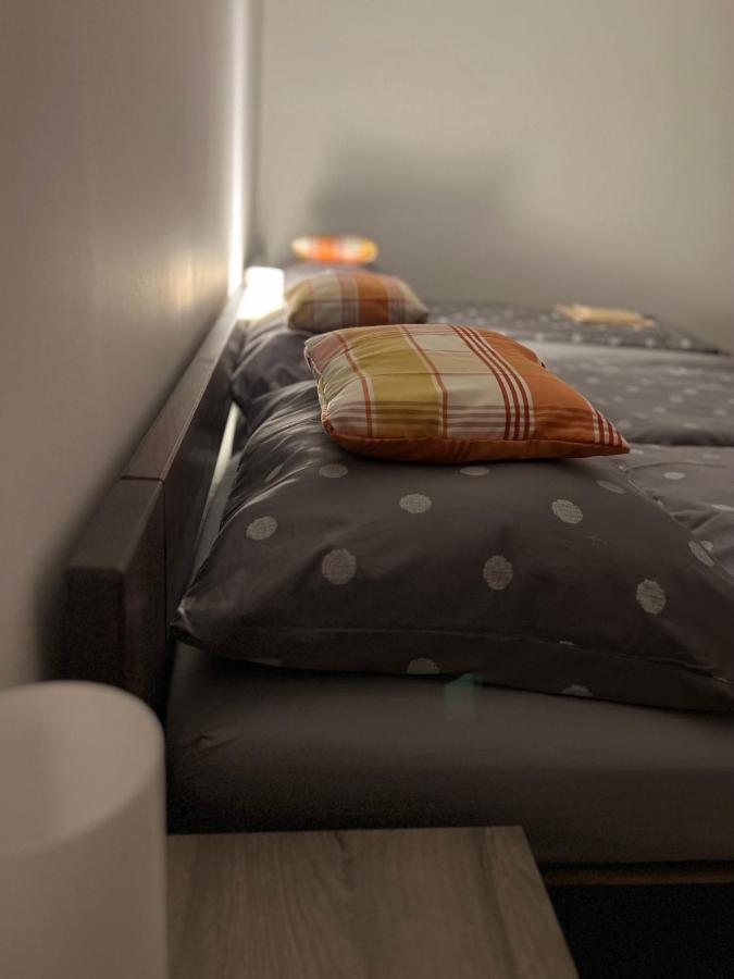 Apartmany Catalina Nesvady Exteriör bild